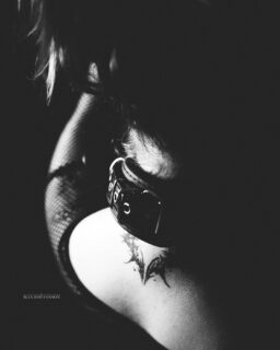 Collared @sassiiee._
Unentgeltliche Werbung durch Markierungen
#theartofbdsm #shibariart #küstenkind #collaredgirl #hemprope #kinkygirls #bnw #openminded #tattoolovers #inked #bnwportrait #freeyourmind #art #bnwsouls #ropes #details #kannsüchtigmachen #stainleessteel