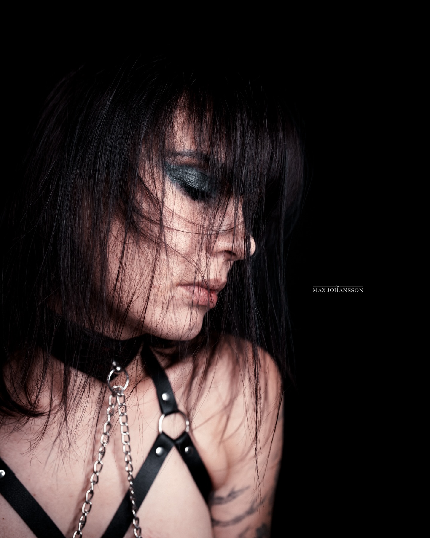 dreamin’ with @modelseite.maria.graumann
Unentgeltliche Werbung durch Markierungen
#bps #tattoolovers #inked #tattoo #freeyourmind #art #kannsüchtigmachen #openminded #ropebunny #leatherwork #harness